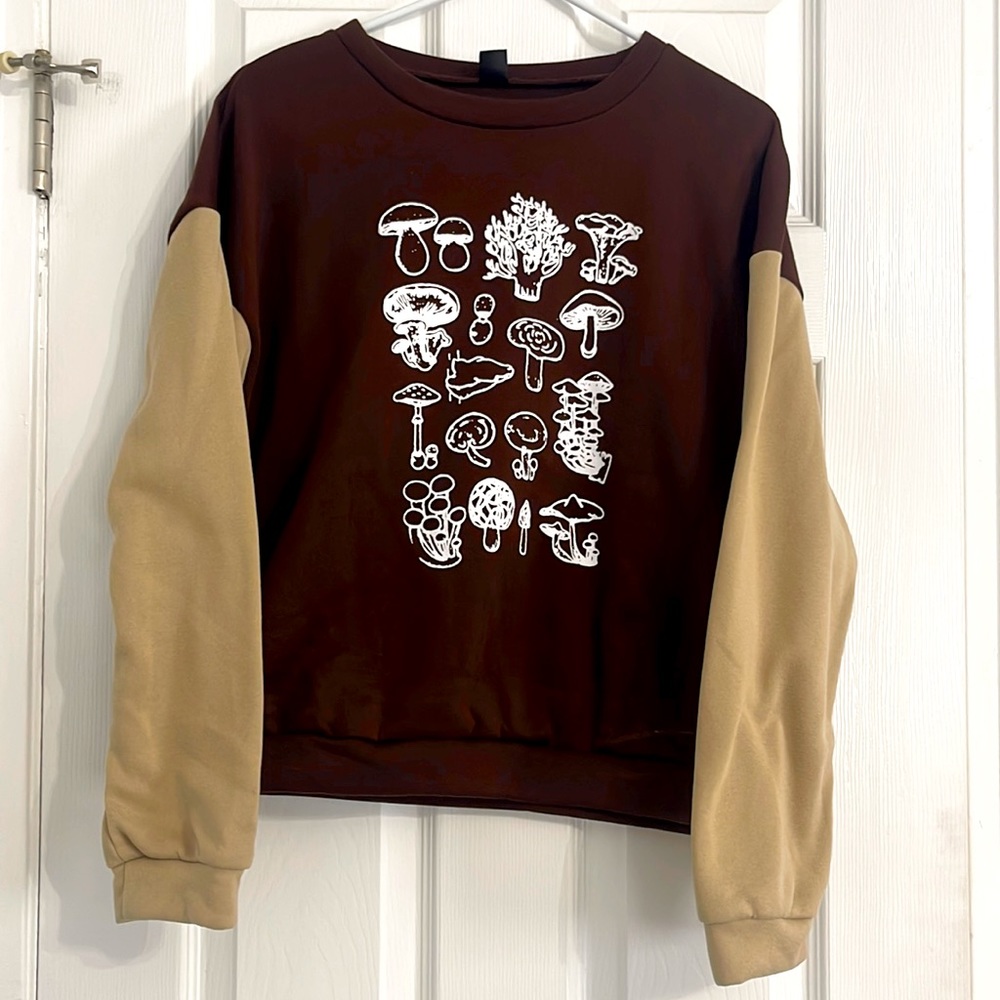 Brown and cream crewneck size M from SHEIN